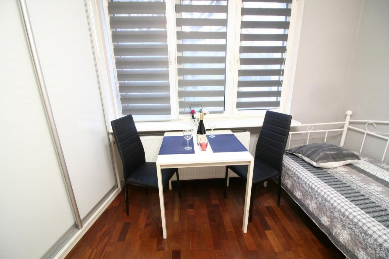 Apartamenty Varsovie Twarda City Ngoại thất bức ảnh