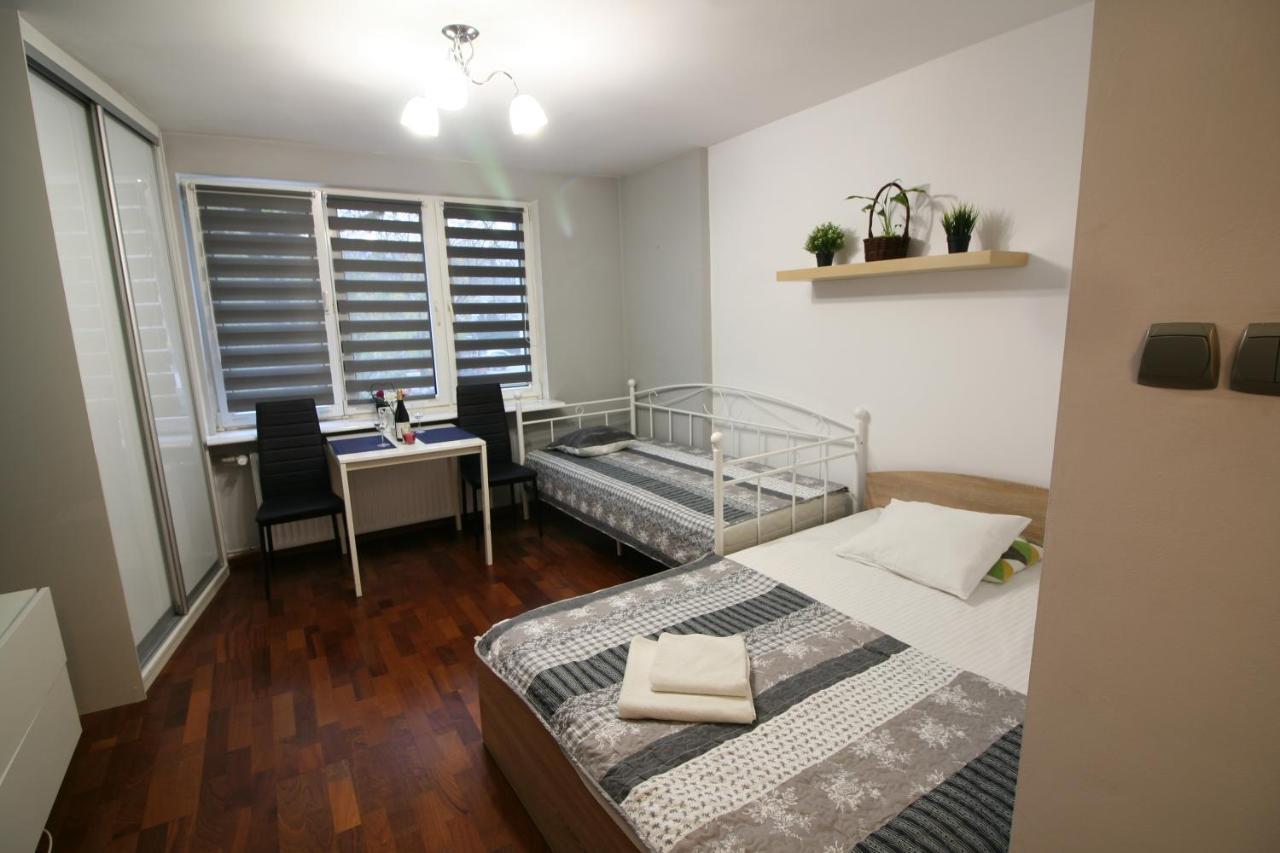Apartamenty Varsovie Twarda City Ngoại thất bức ảnh